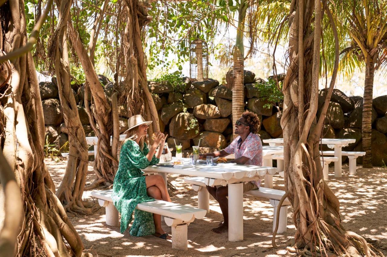 Lux* Grand Gaube Resort & Villas Eksteriør bilde The Banyan Tree