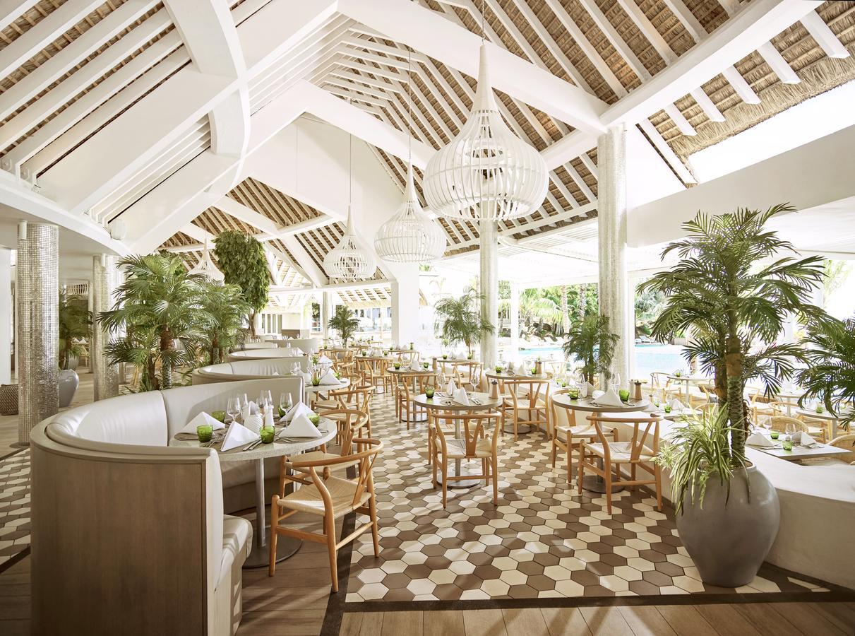 Lux* Grand Gaube Resort & Villas Eksteriør bilde The restaurant
