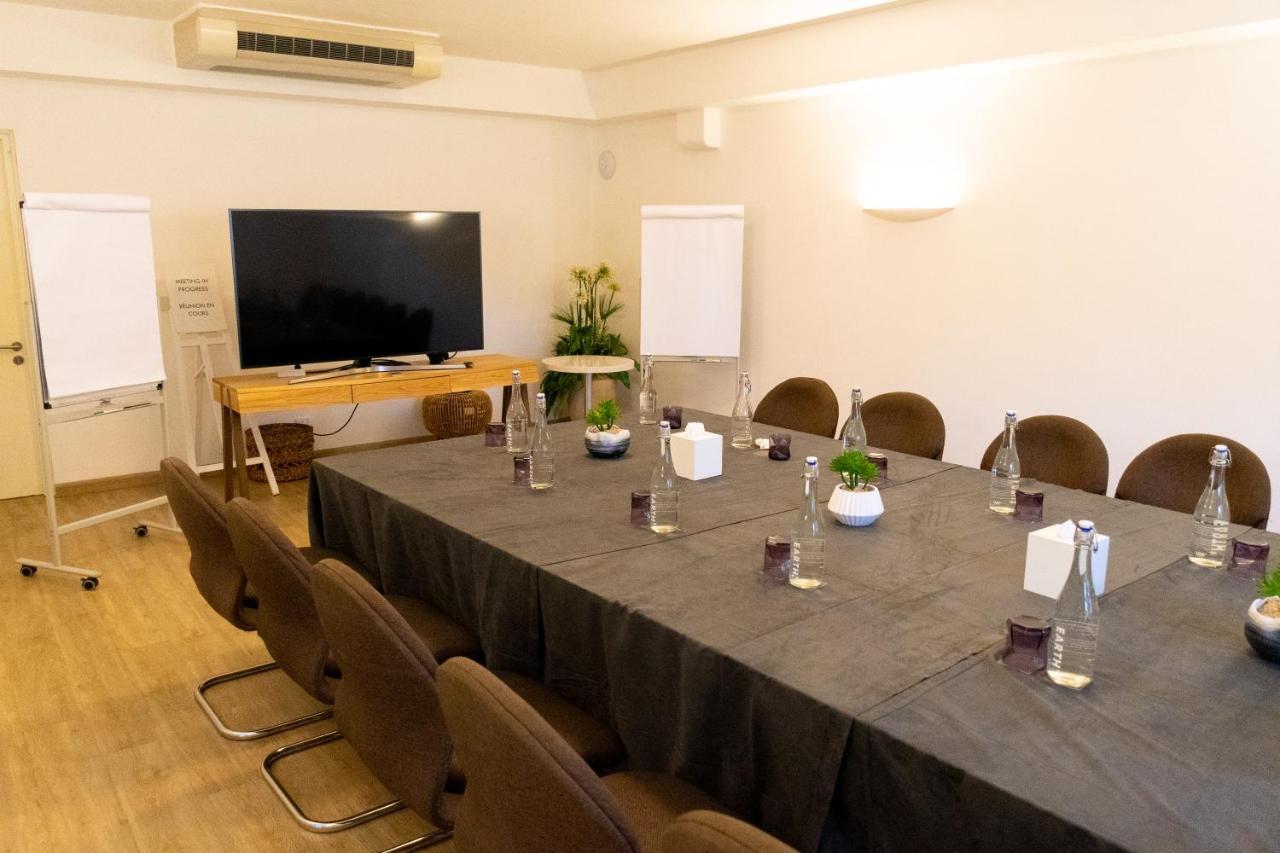 Lux* Grand Gaube Resort & Villas Eksteriør bilde The boardroom at the London Business School